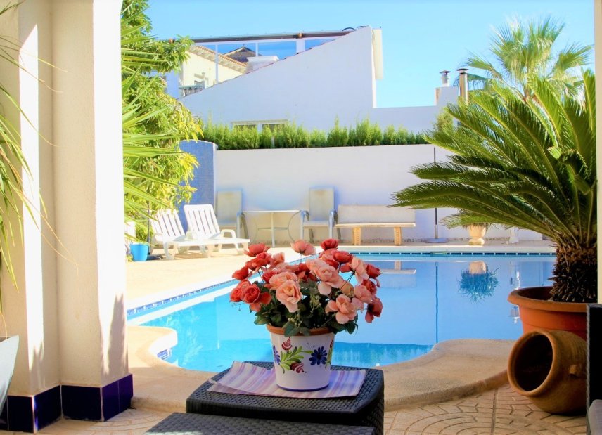 Gensalg - Villa -
Orihuela Costa - Villamartín