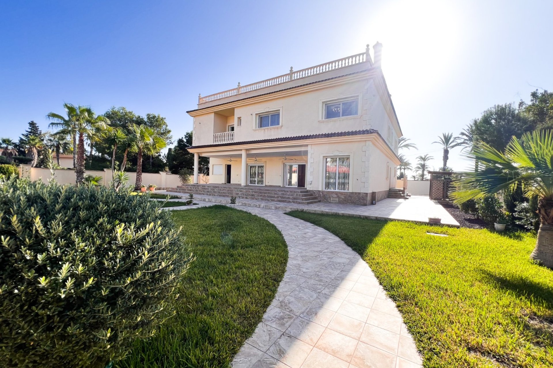 Gensalg - Villa -
Orihuela Costa
