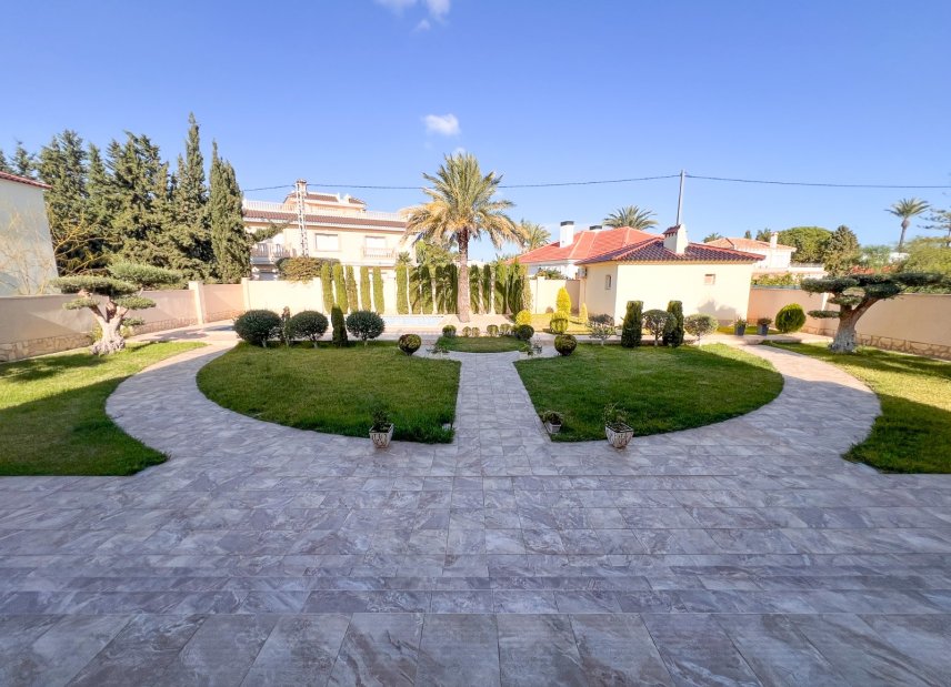 Gensalg - Villa -
Orihuela Costa