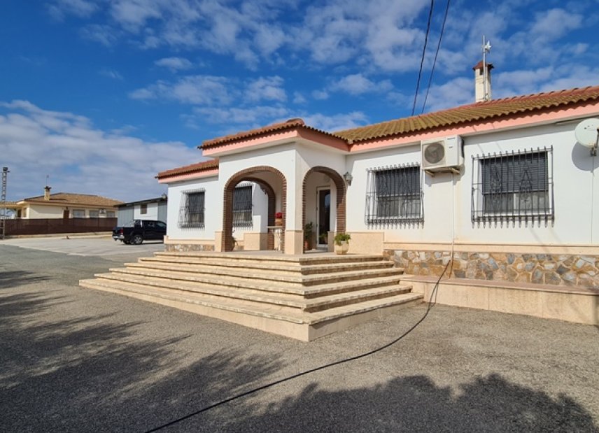 Gensalg - Villa -
Orihuela - La Matanza