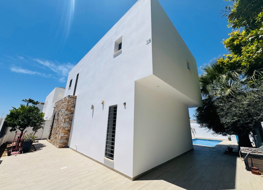 Gensalg - Villa -
San Pedro del Pinatar - LO PAGÁN
