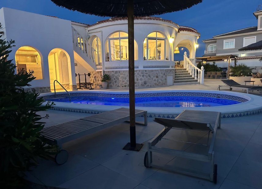 Gensalg - Villa -
Torrevieja - Costa Blanca