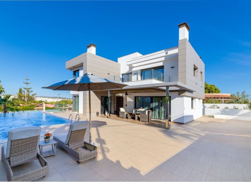 Gensalg - Villa -
Torrevieja