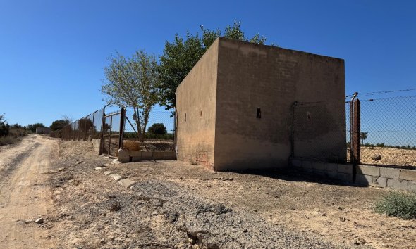 Land - Reventa - Elche - La Marina