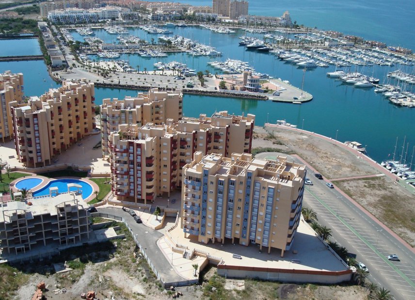 New Build - apartment -
La Manga del Mar Menor