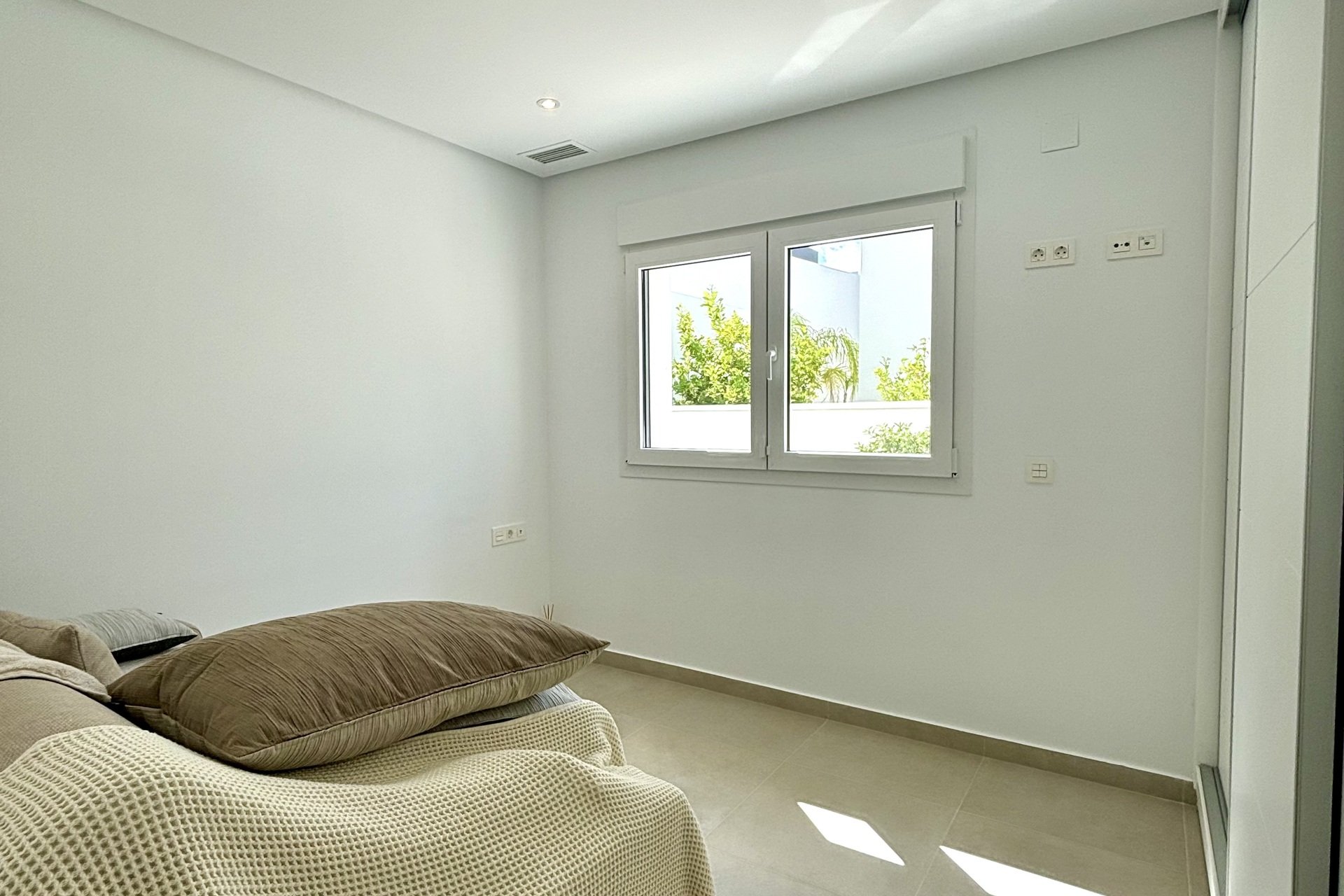 New Build - detached -
Benijofar