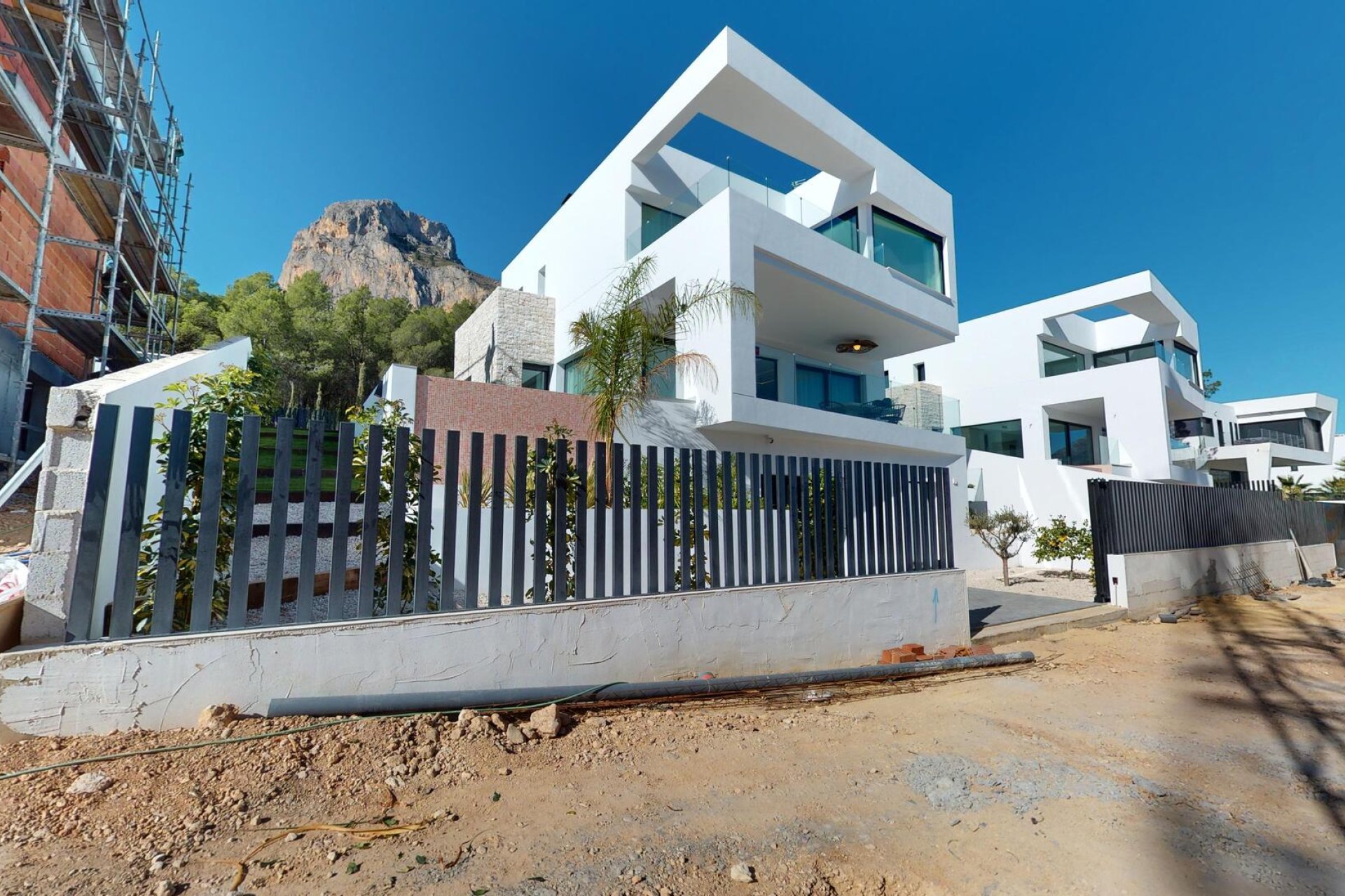 New Build - detached -
Polop