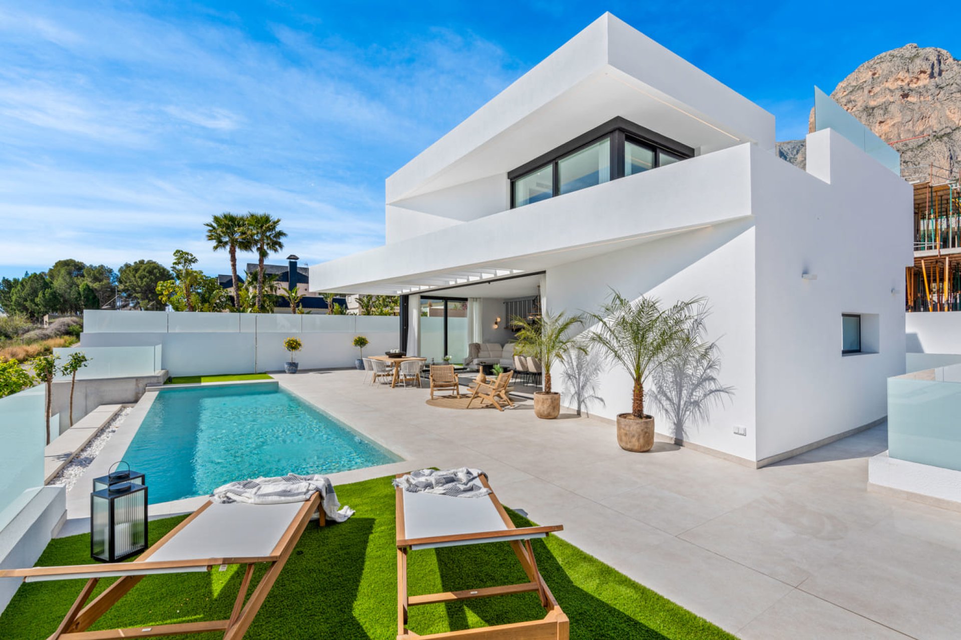 New Build - detached -
Polop