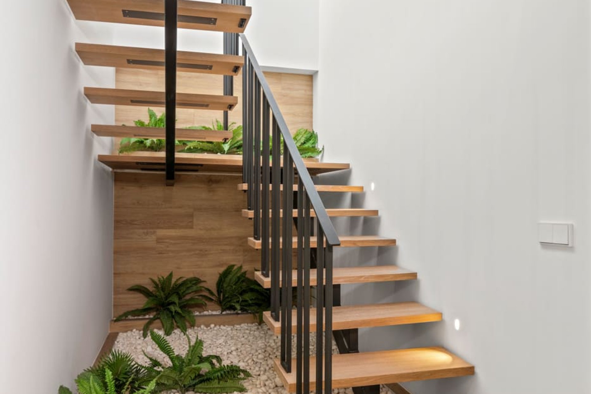 New Build - detached -
Polop
