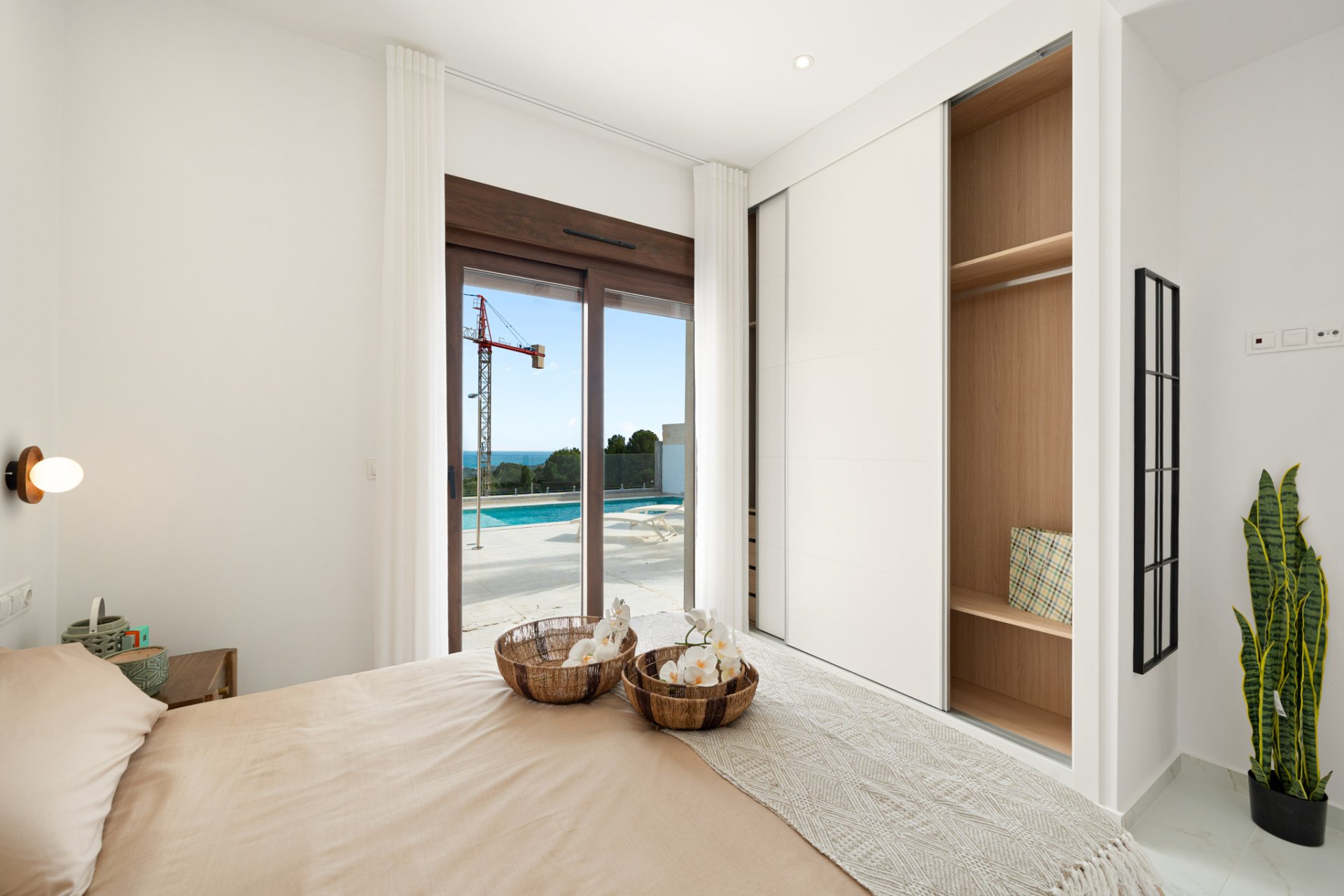 New Build - detached -
Polop