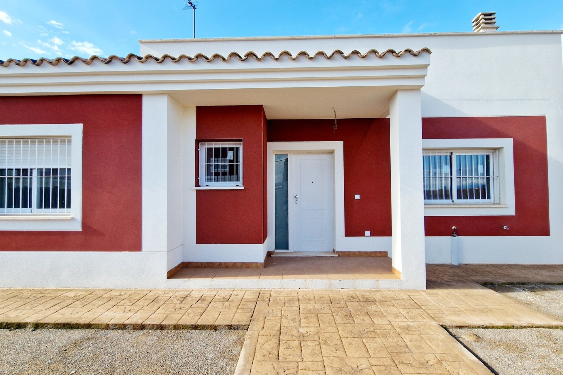 New Build - detached -
Purias