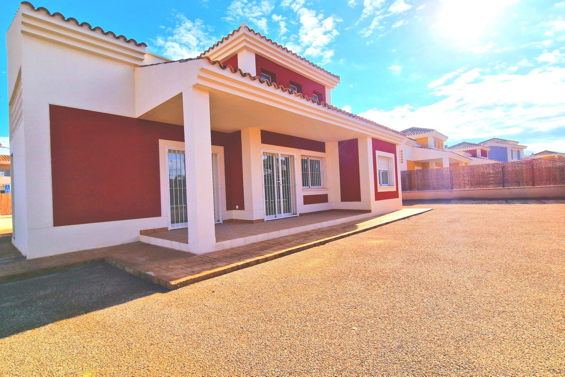 New Build - detached -
Purias