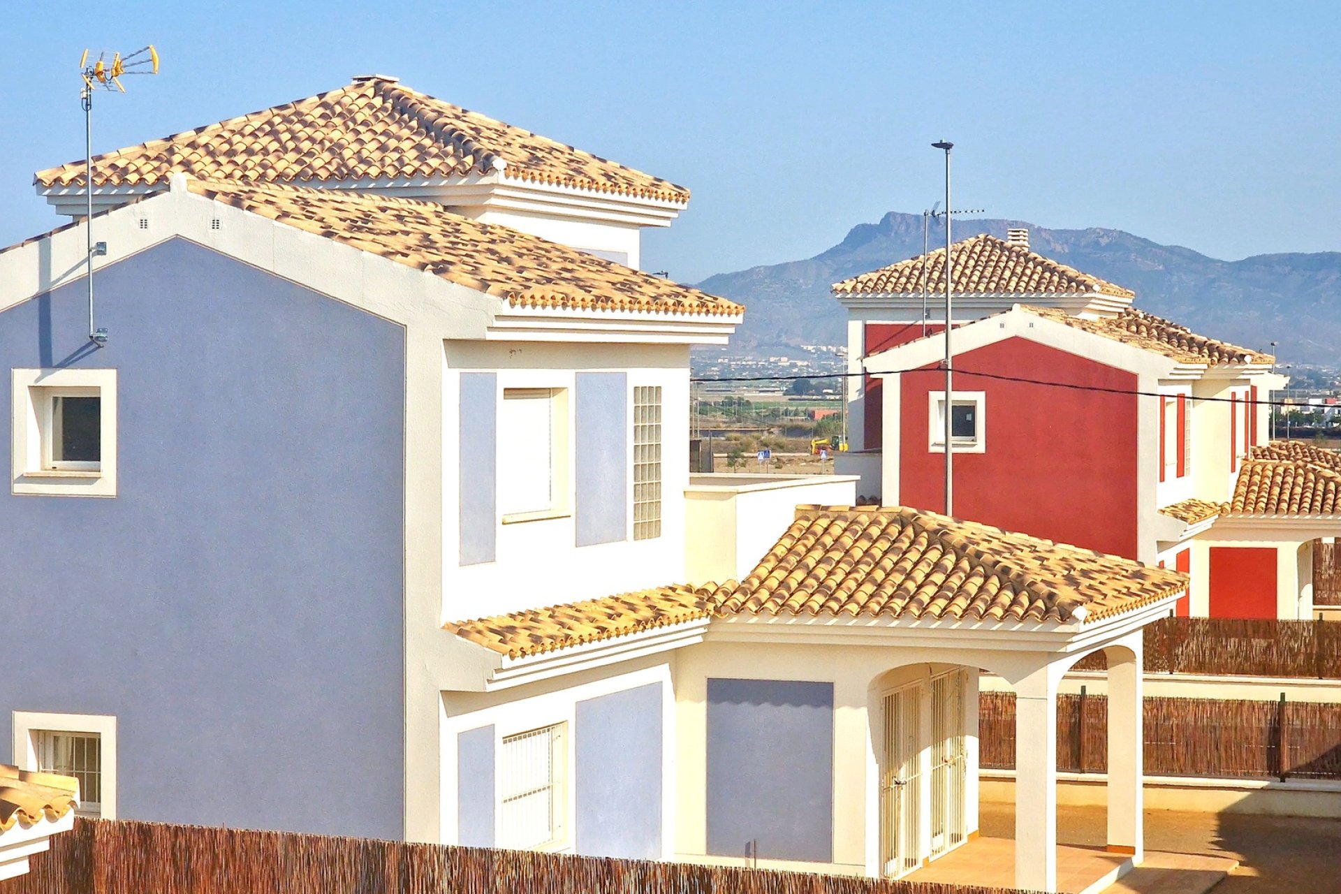 New Build - detached -
Purias