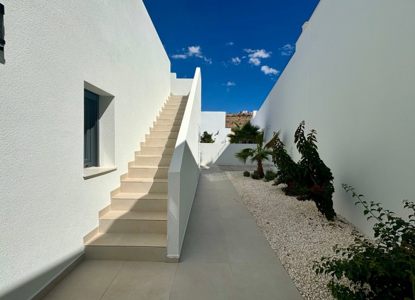 New Build - detached -
Rojales