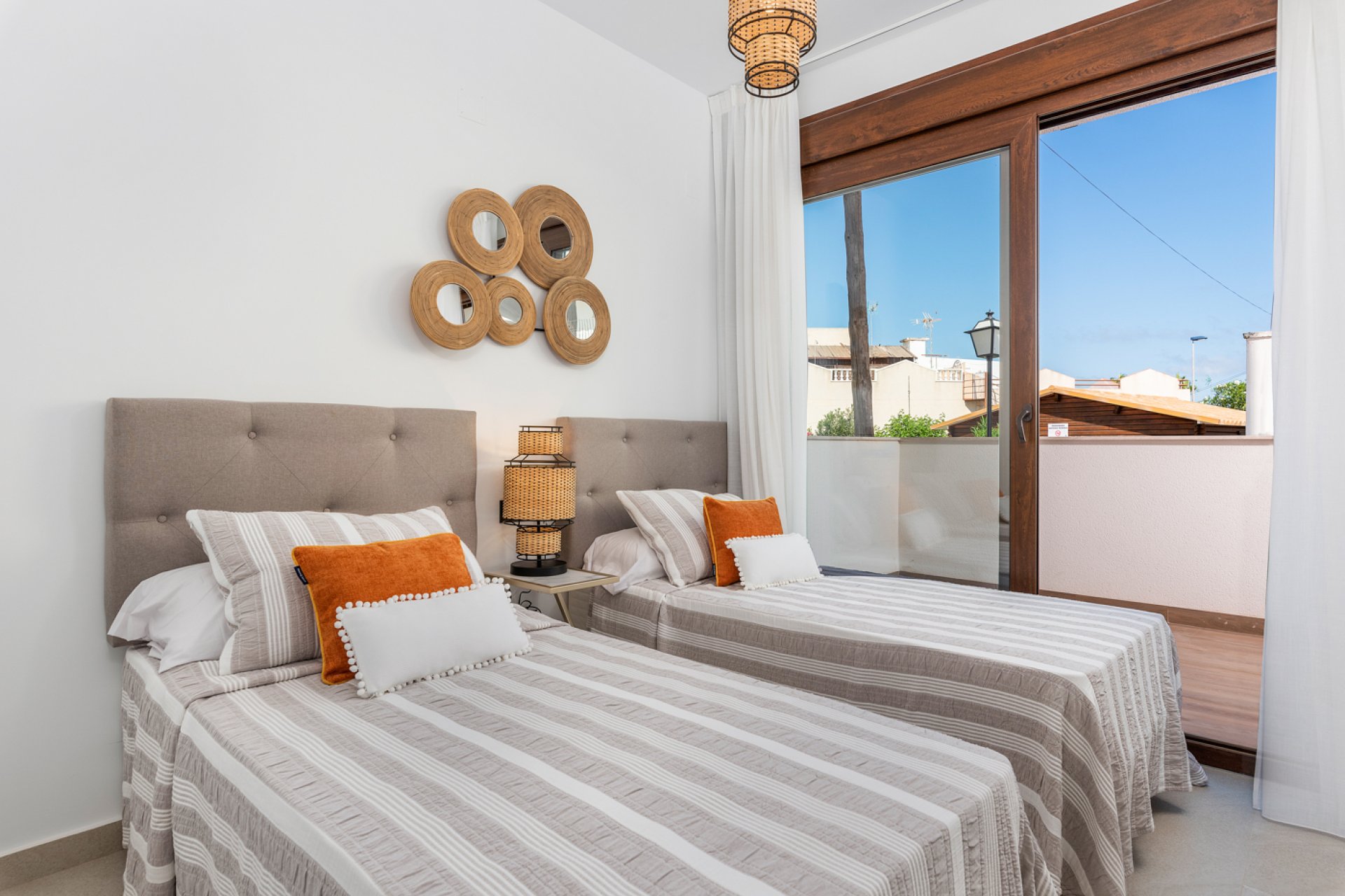 New Build - high-bungalow -
Torrevieja