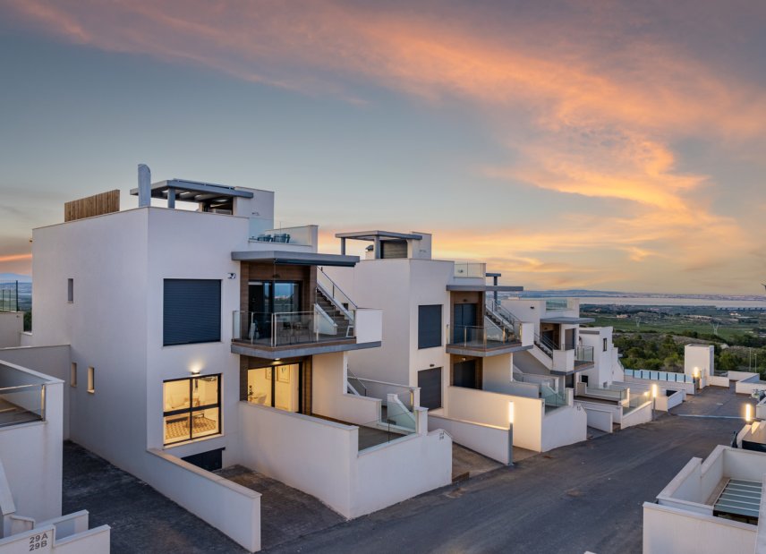 New Build - low-bungalow -
San Miguel de Salinas