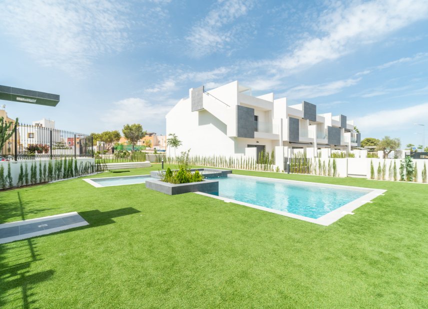 New Build - low-bungalow -
Torrevieja