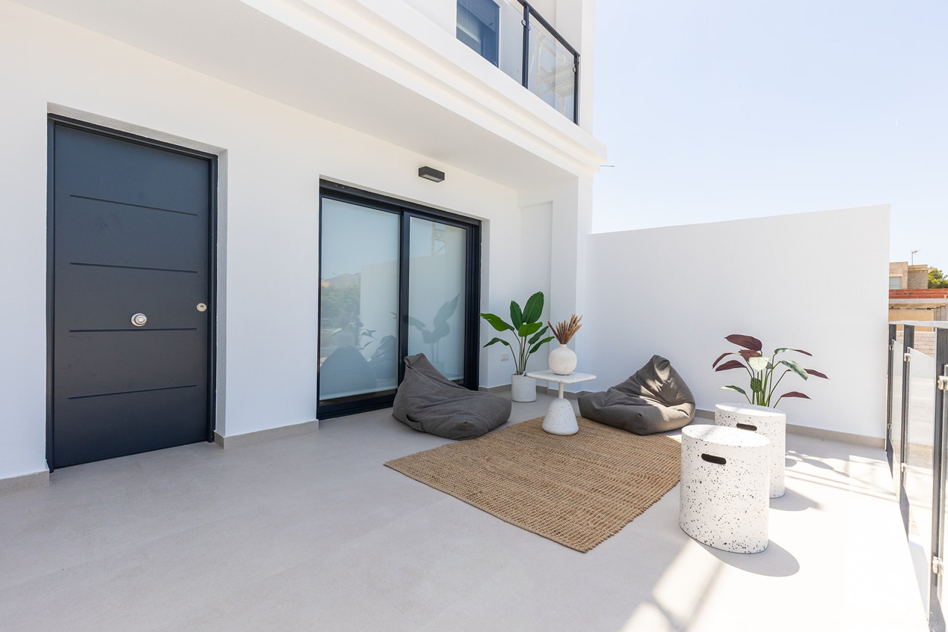 New Build - semi-detached -
Rafal