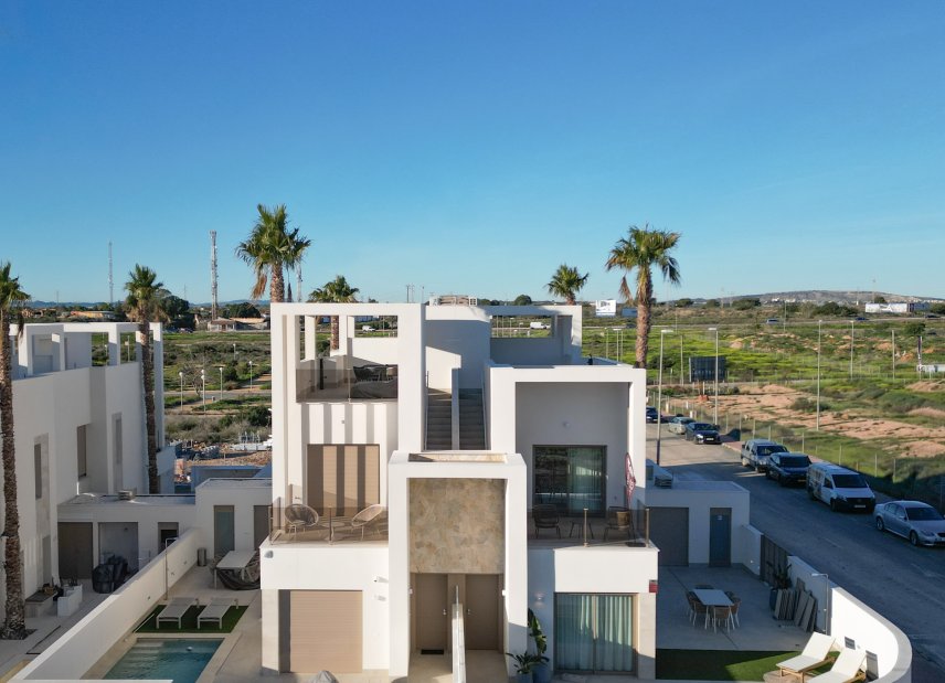 New Build - terraced -
Los Alcázares