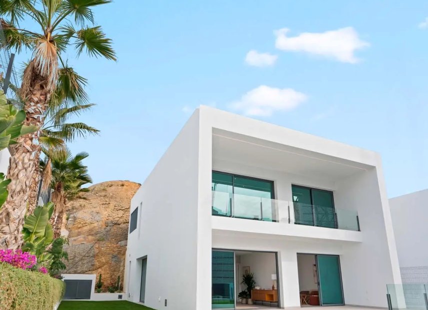 New Build - Villa -
Benidorm