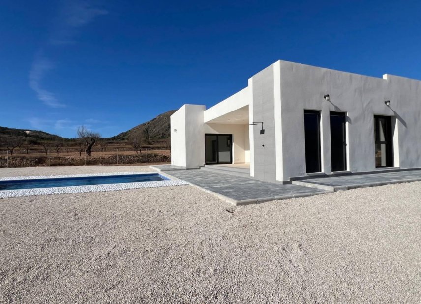Nybyggeri - detached -
La Canalosa