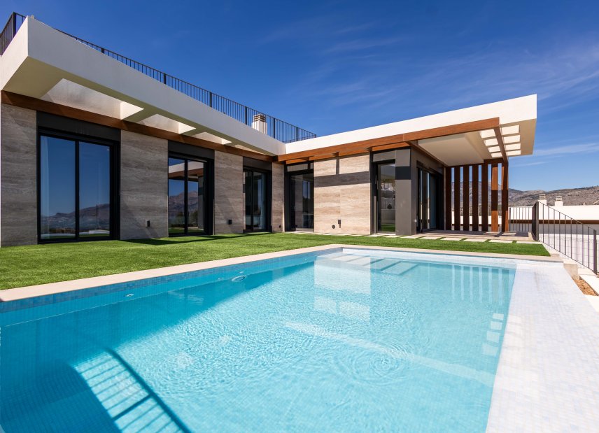 Nybyggeri - detached -
Polop