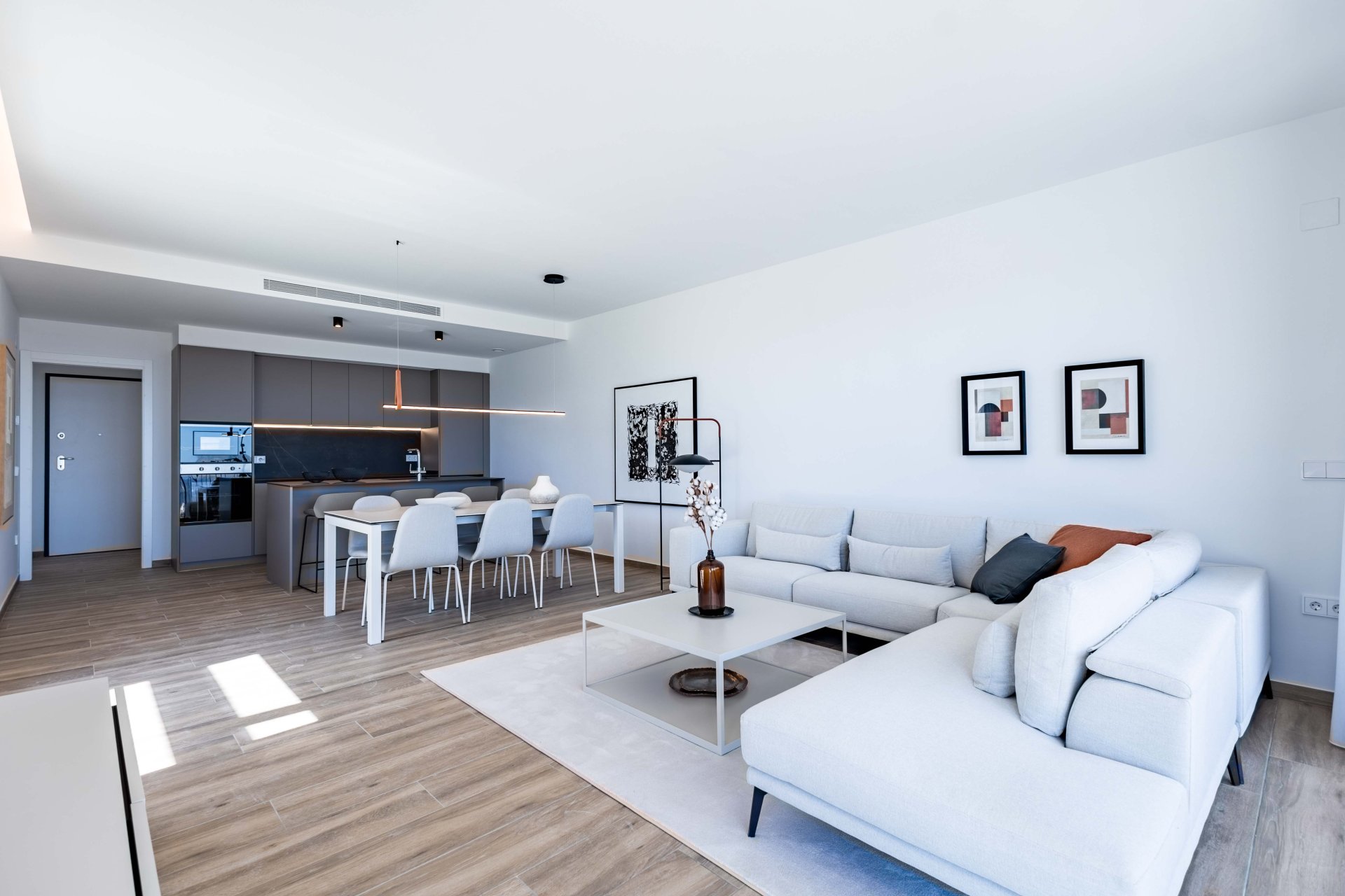 Nybyggeri - detached -
Polop