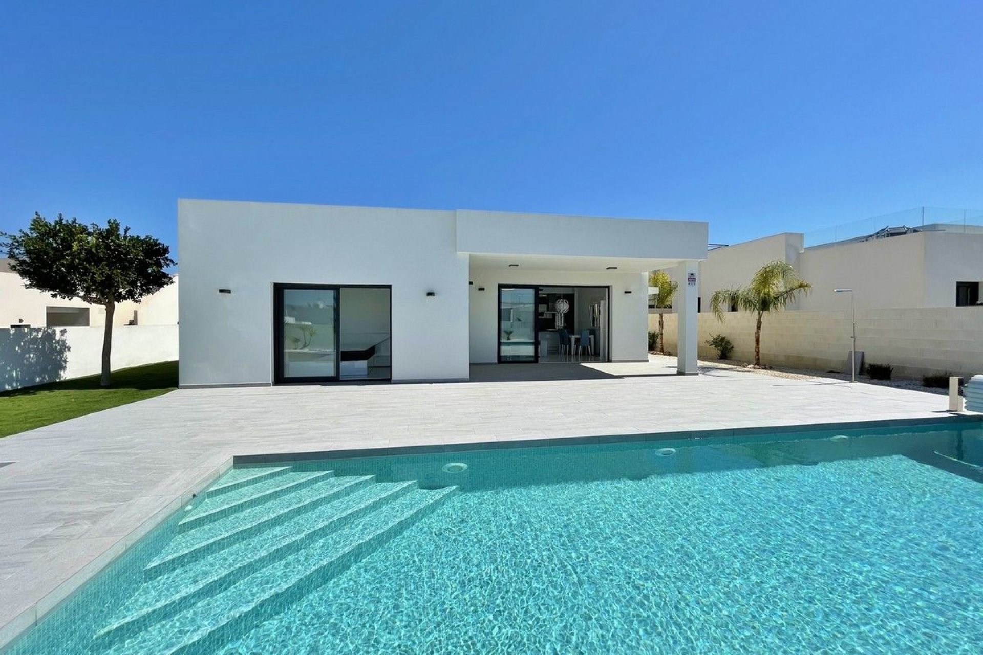 Nybyggeri - detached -
Rafal