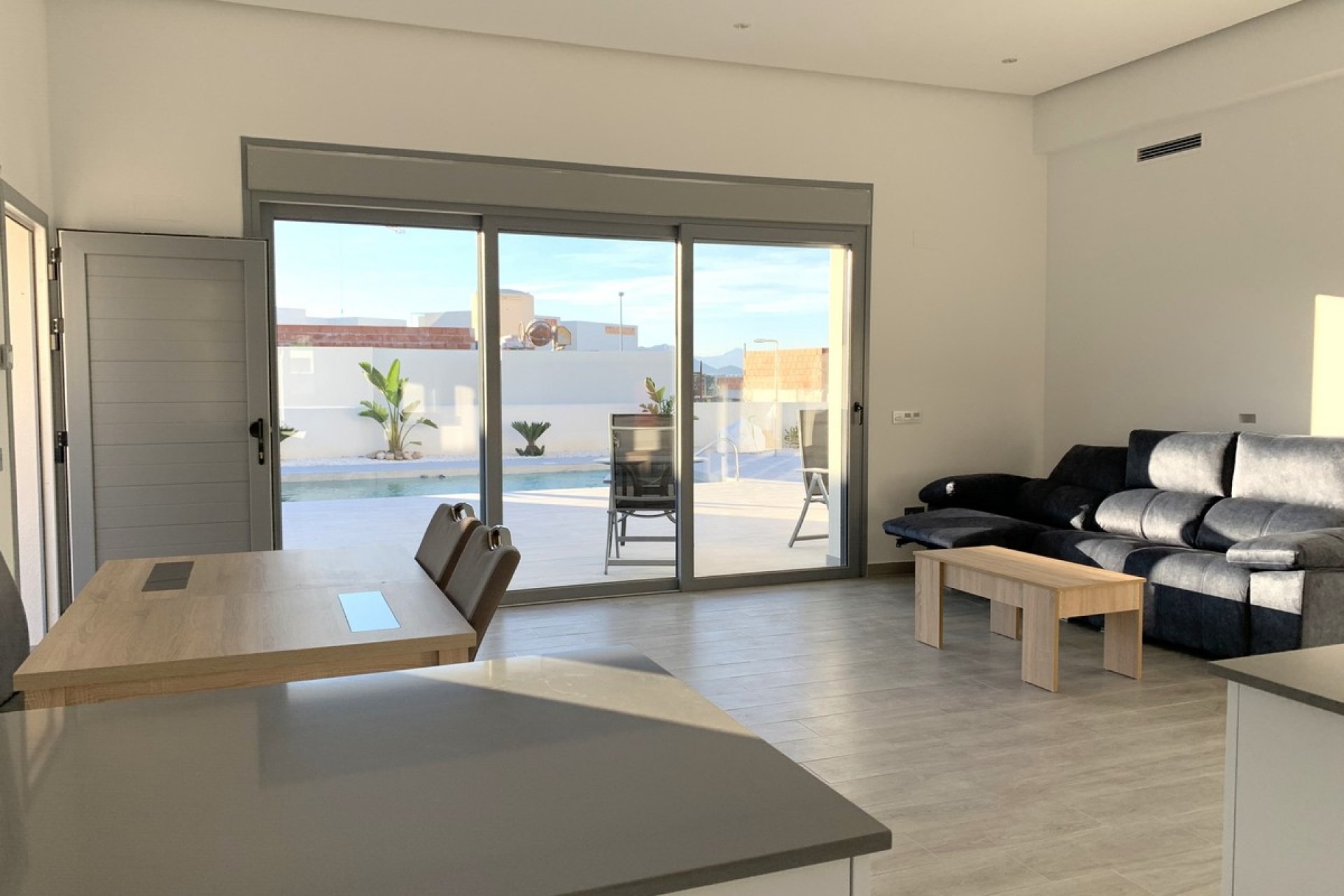 Nybyggeri - detached -
Rafal