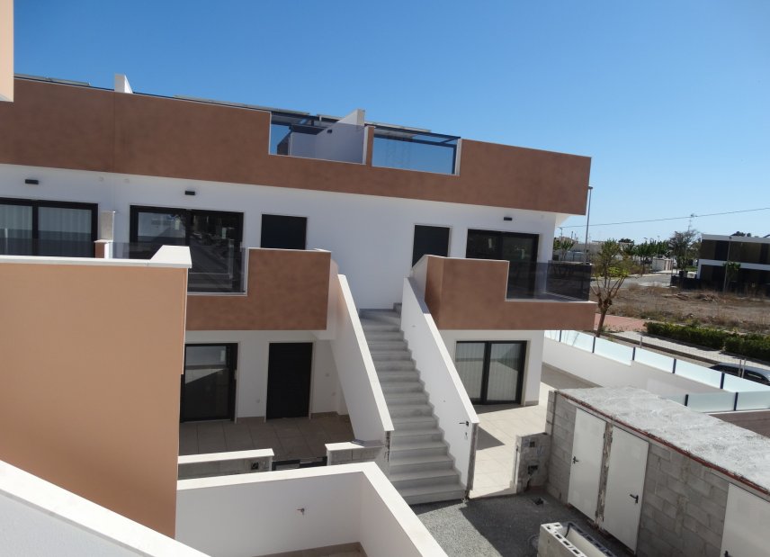 Nybyggeri - high-bungalow -
Pilar de la Horadada