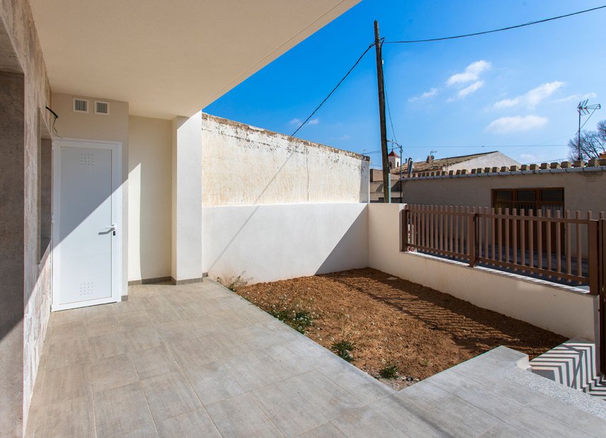 Nybyggeri - low-bungalow -
La Canalosa