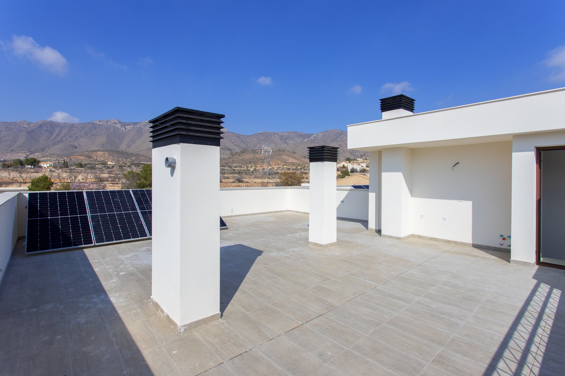 Nybyggeri - low-bungalow -
La Canalosa