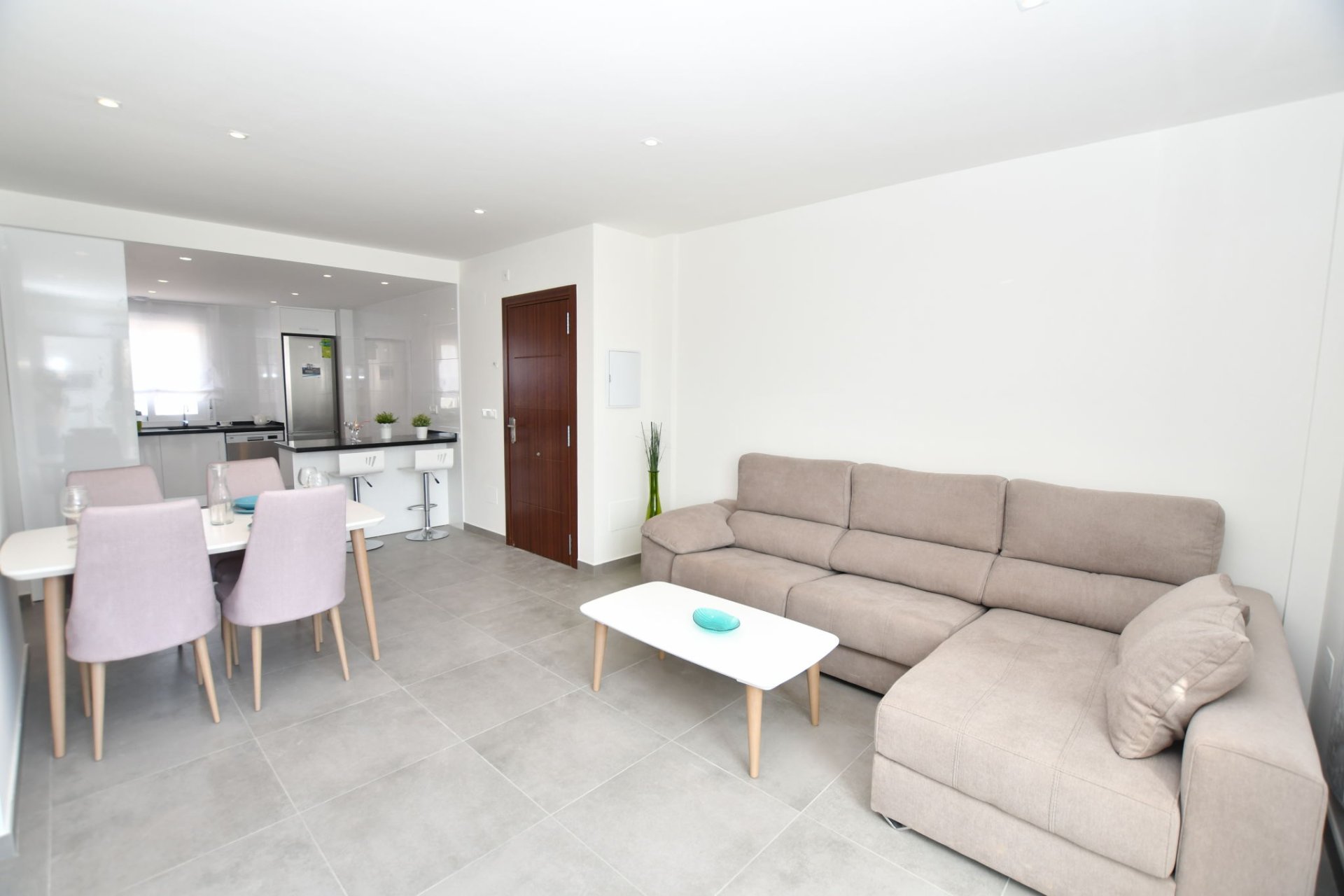 Nybyggeri - low-bungalow -
San Miguel de Salinas