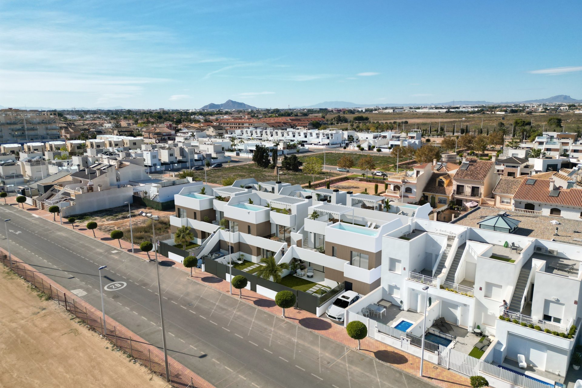 Nybyggeri - low-bungalow -
San Pedro del Pinatar