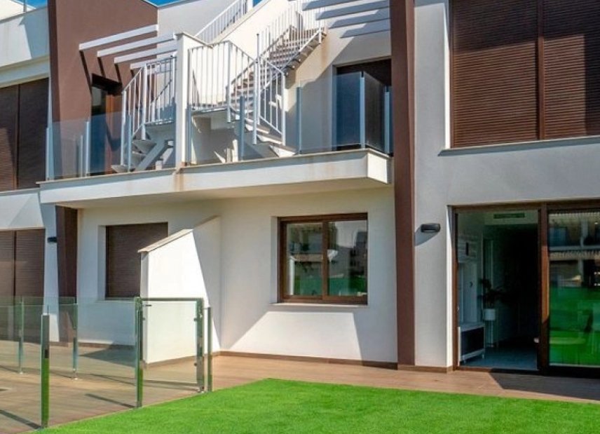 Nybyggeri - low-bungalow -
San Pedro del Pinatar