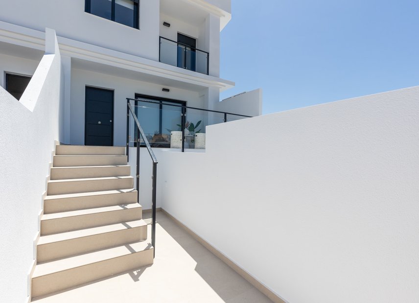 Nybyggeri - Semi-detached -
Rafal