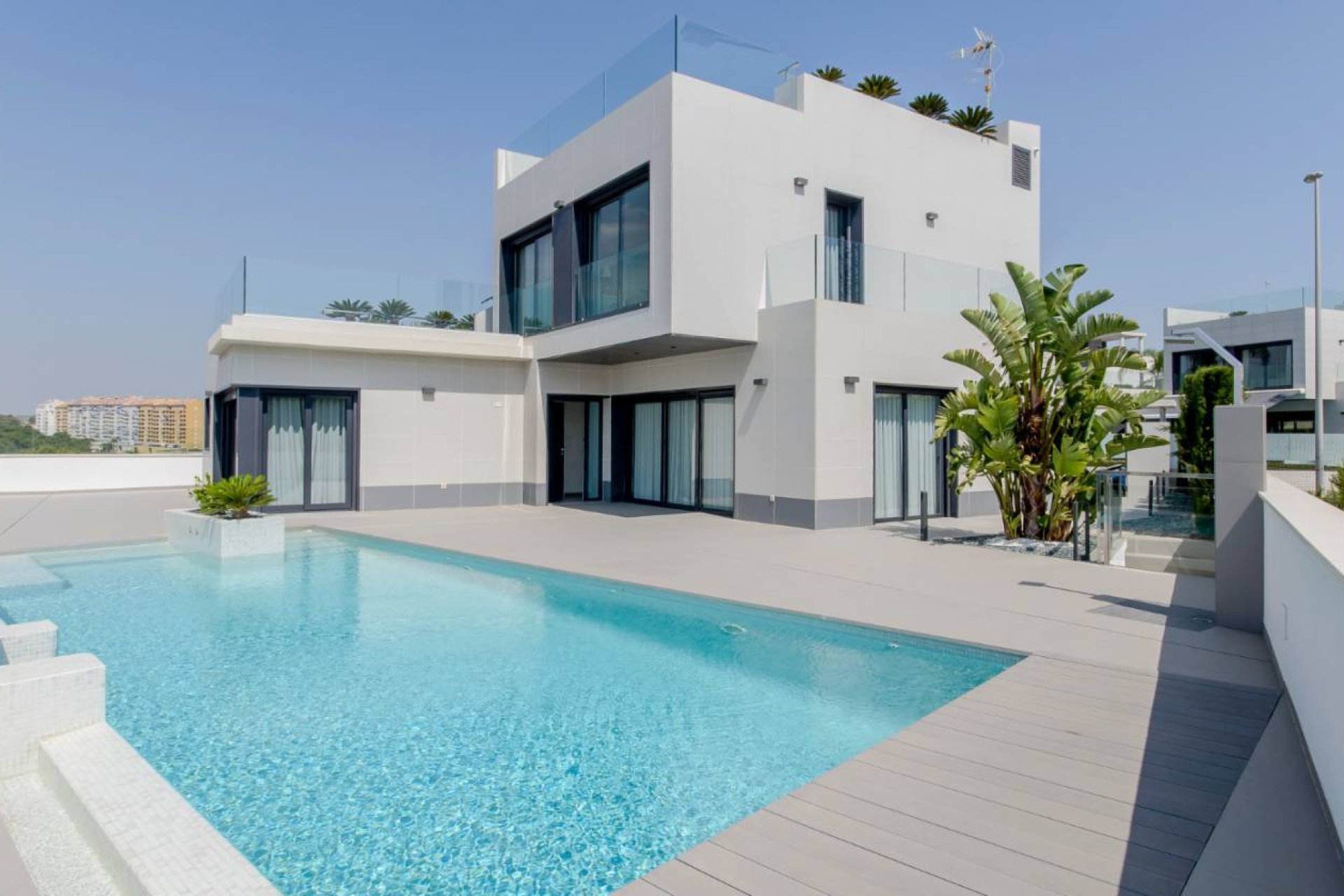 Nybyggeri - Villa -
Dehesa de Campoamor