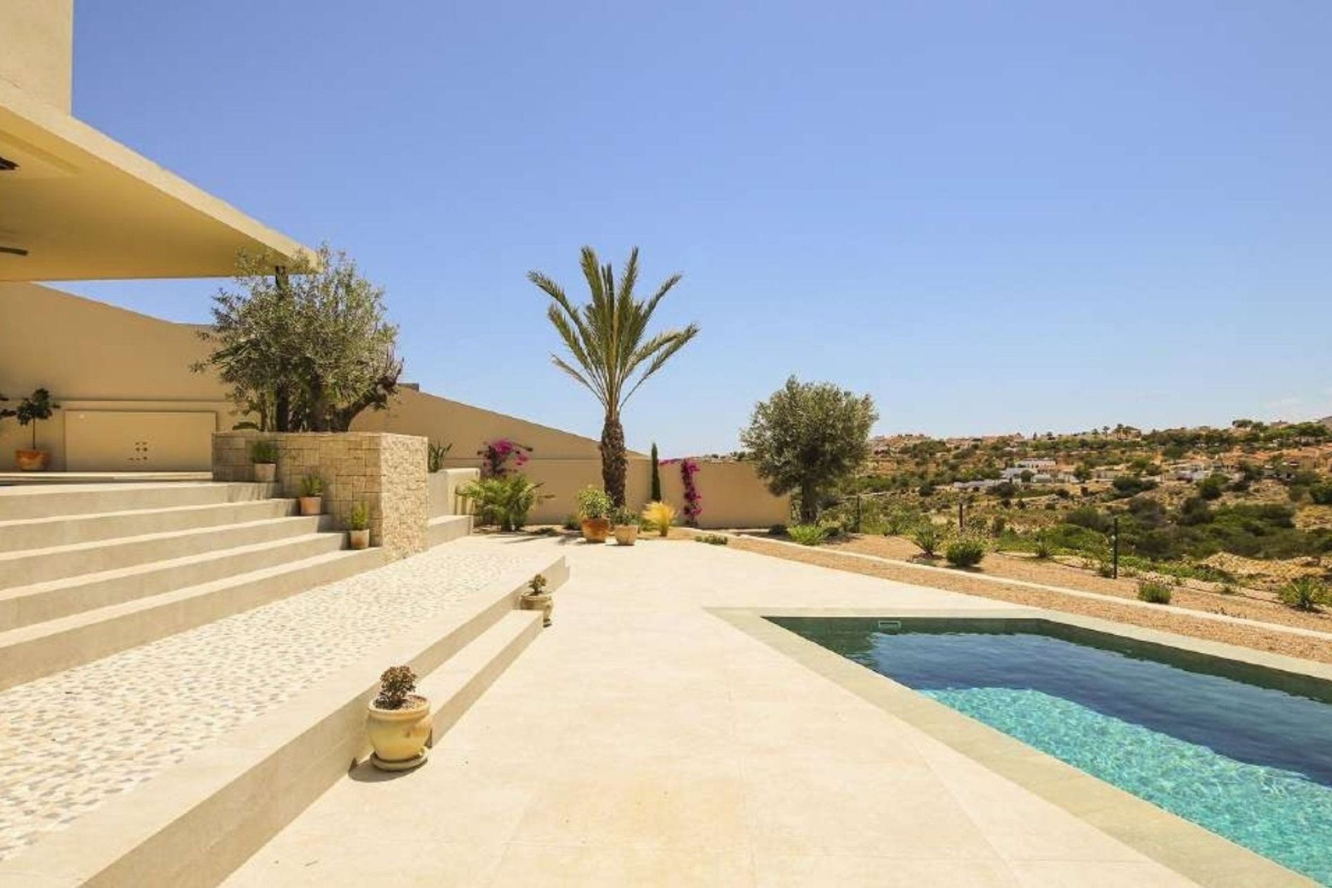 Nybyggeri - Villa -
La Marina