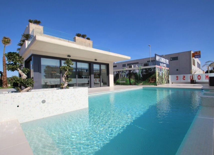 Nybyggeri - Villa -
San Miguel de Salinas