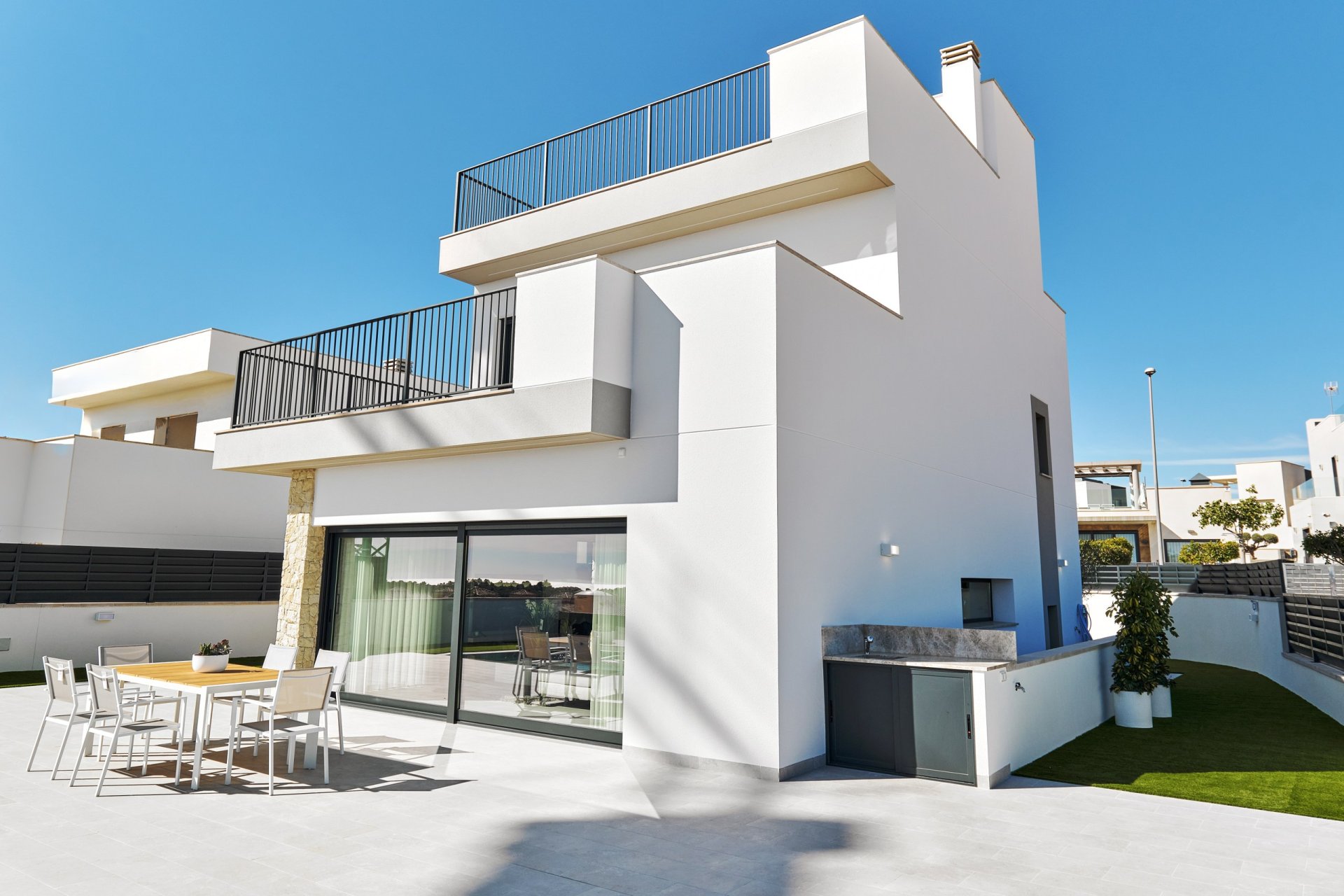 Nybyggeri - Villa -
San Miguel de Salinas