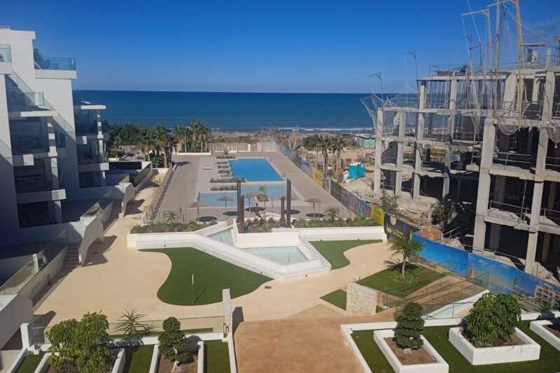 Obra nueva - apartment -
Denia