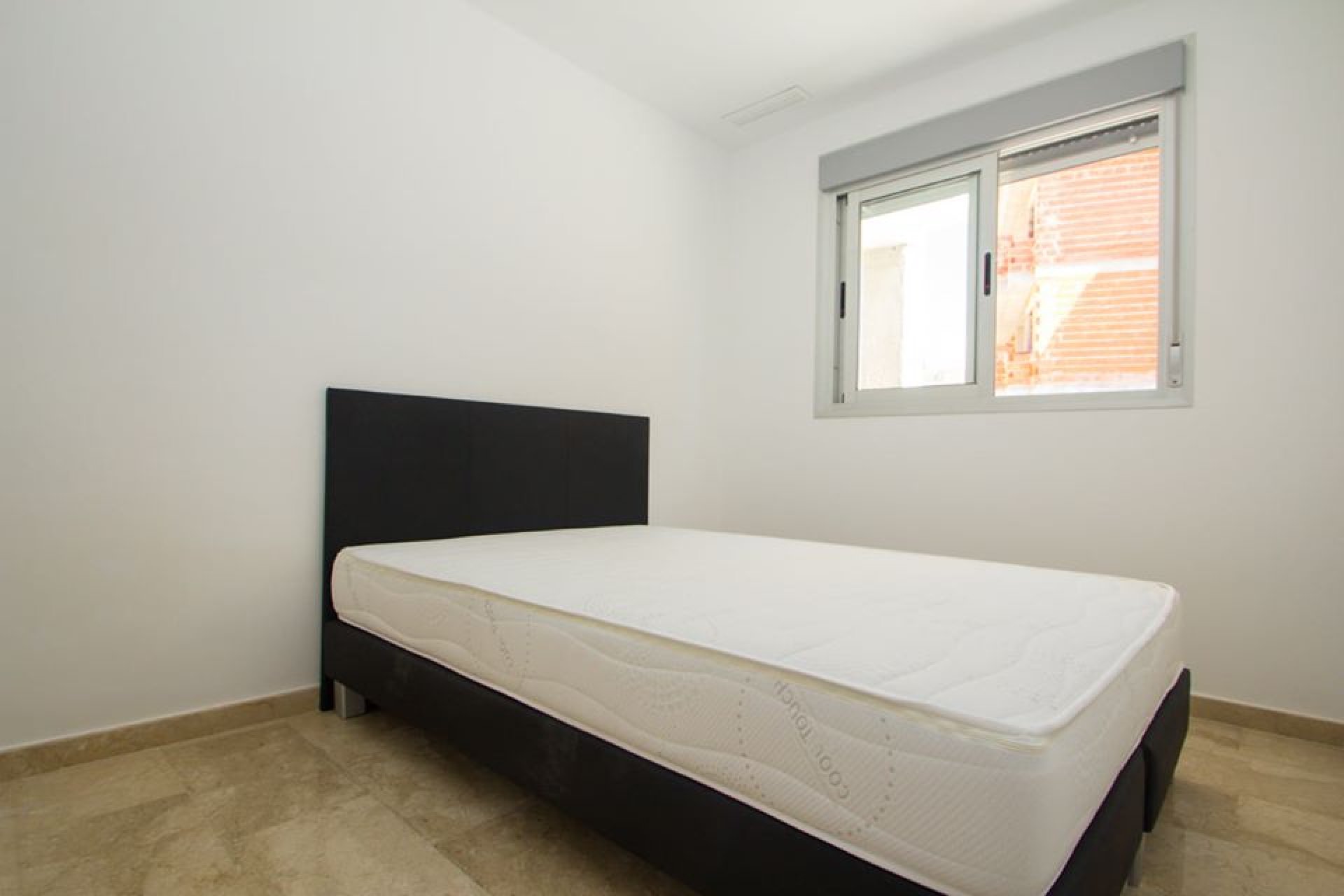 Obra nueva - Ático -
Orihuela