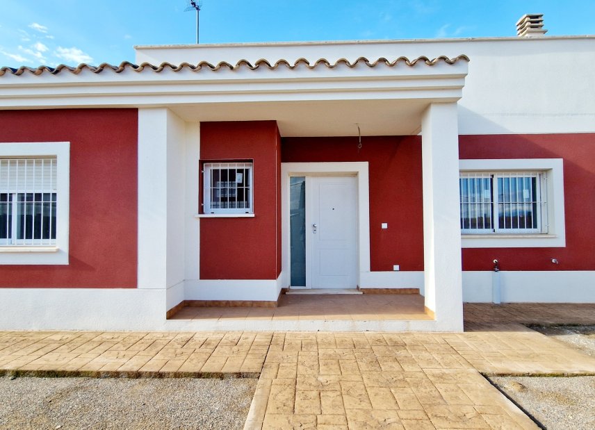 Obra nueva - detached -
Purias