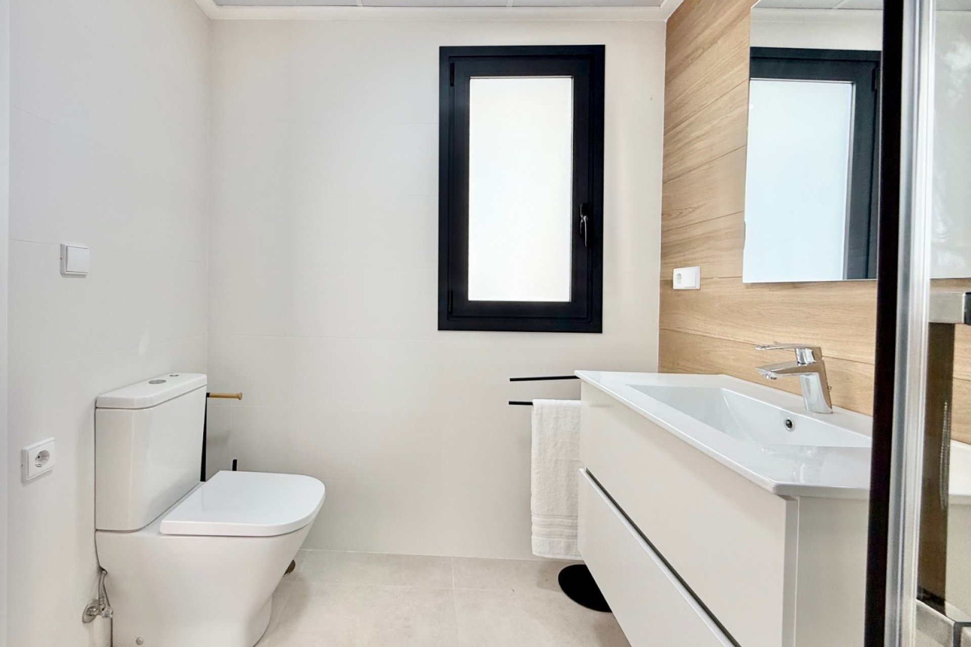 Obra nueva - high-bungalow -
Cox