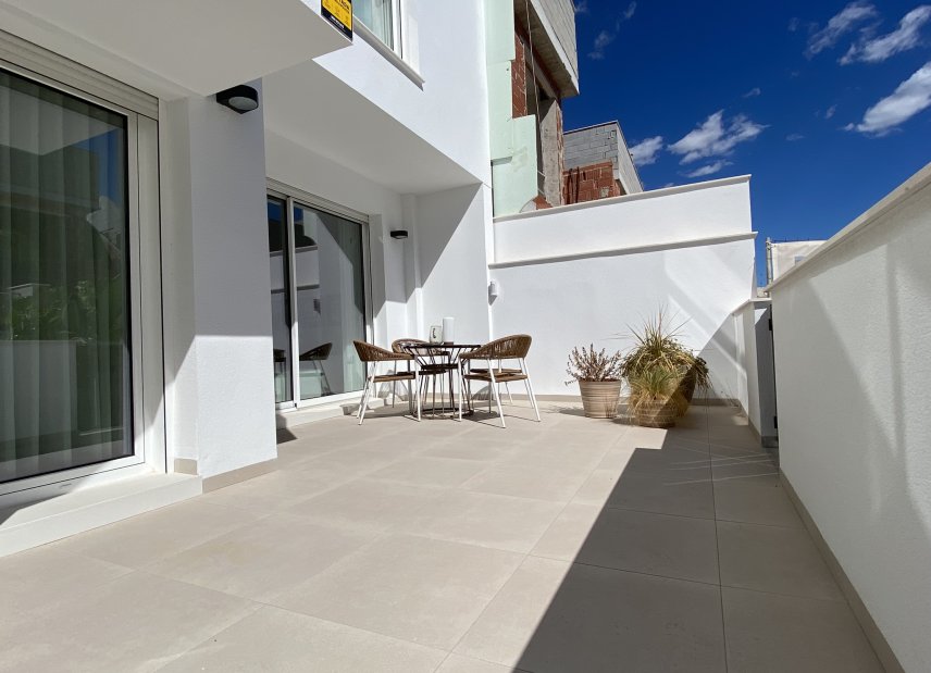 Obra nueva - low-bungalow -
Pilar de la Horadada