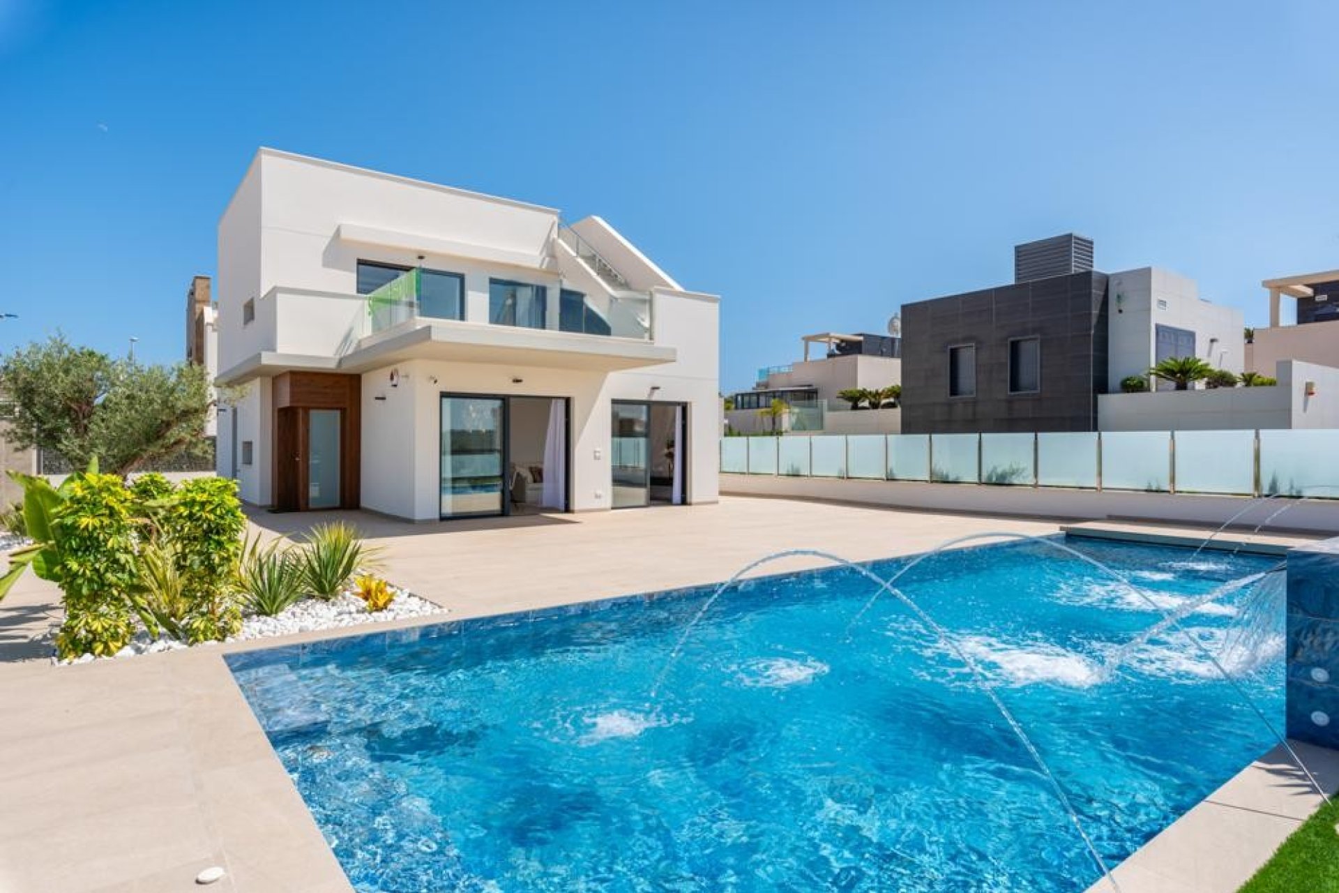 Obra nueva - Villa -
Dehesa de Campoamor