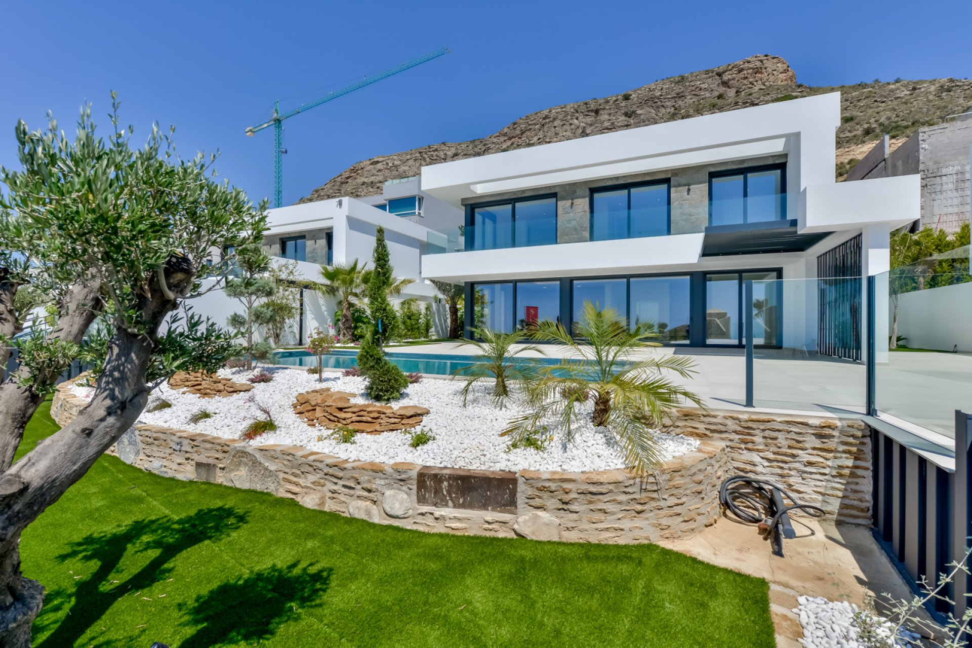 Obra nueva - Villa -
Finestrat