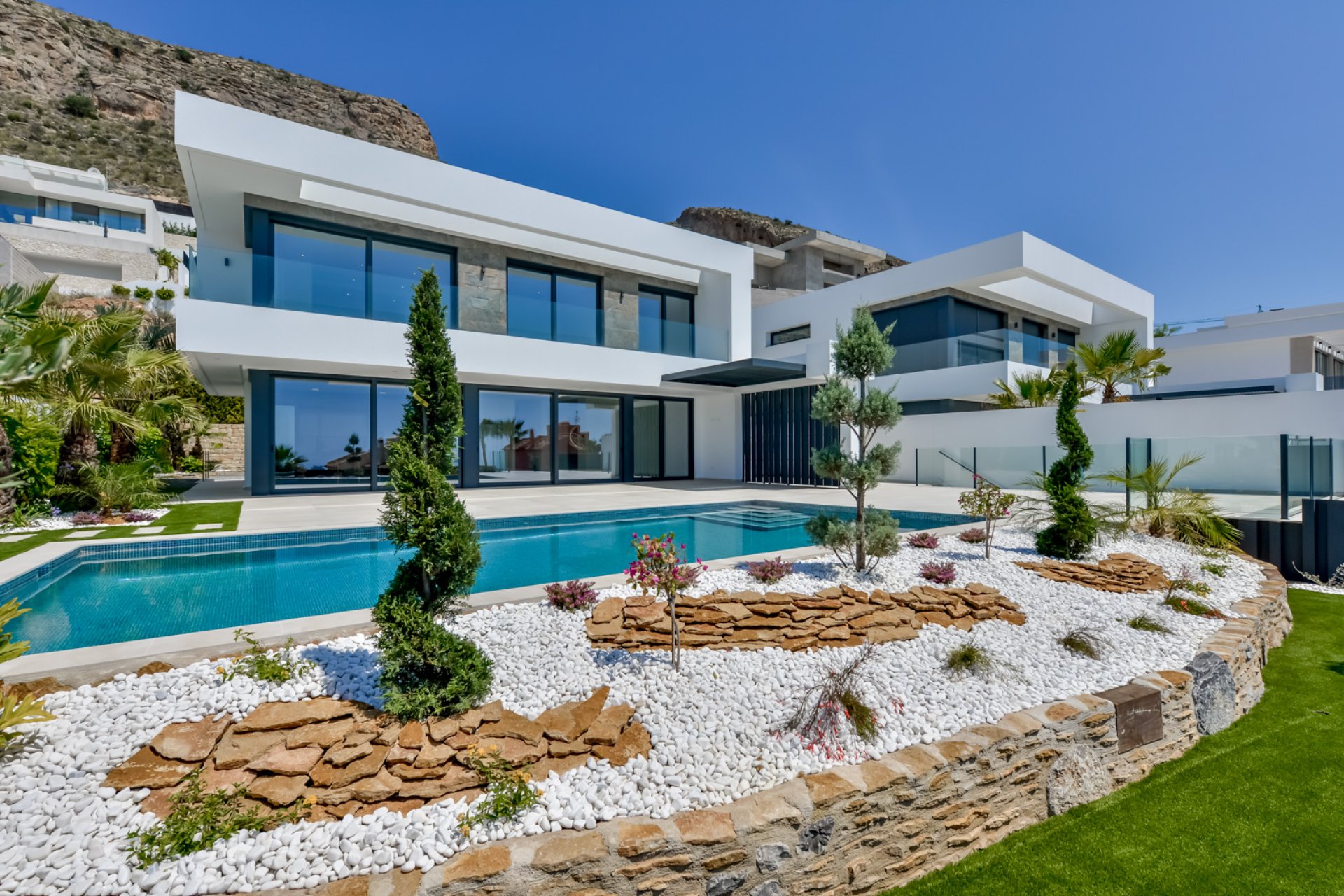 Obra nueva - Villa -
Finestrat