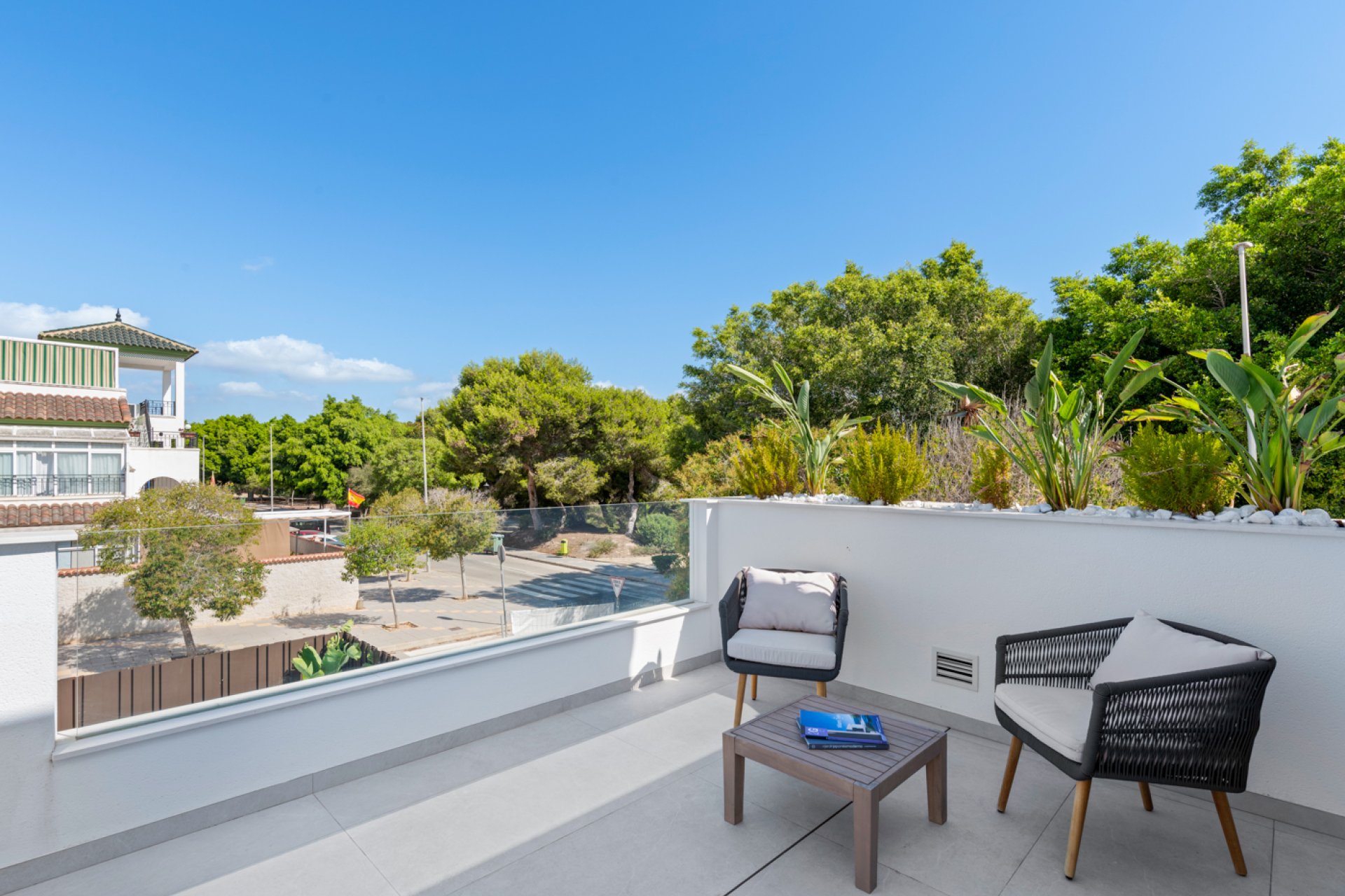 Obra nueva - Villa -
Mil Palmeras