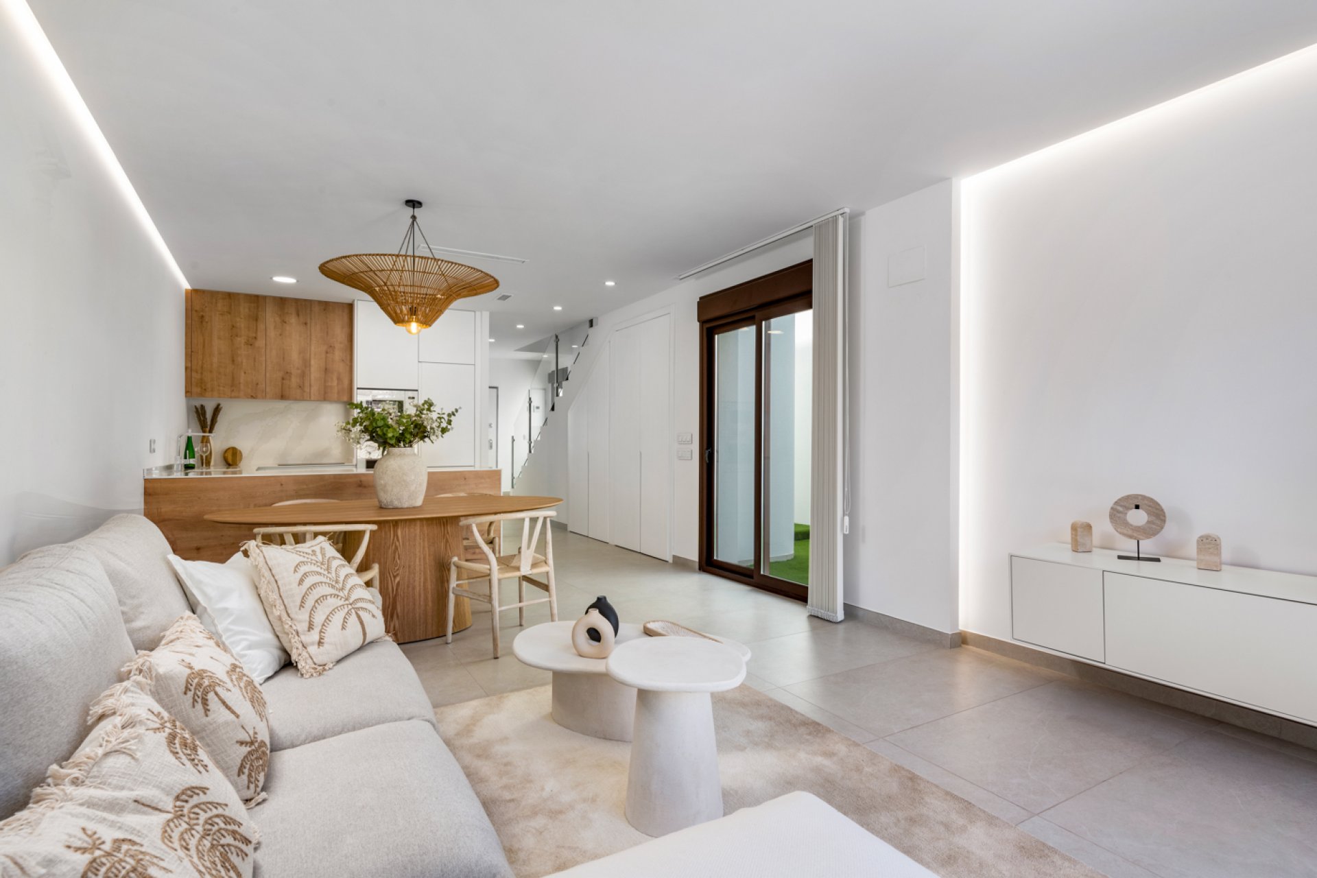 Obra nueva - Villa -
Mil Palmeras
